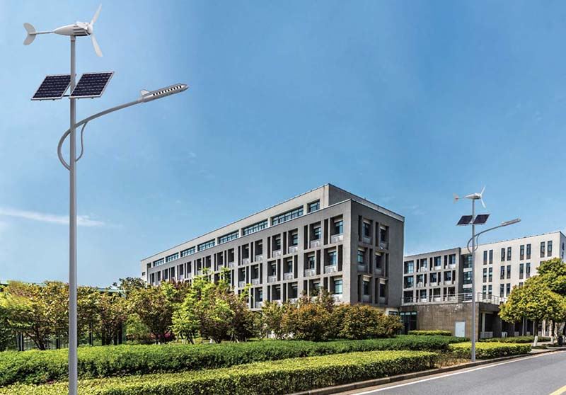 solar hybrid street light